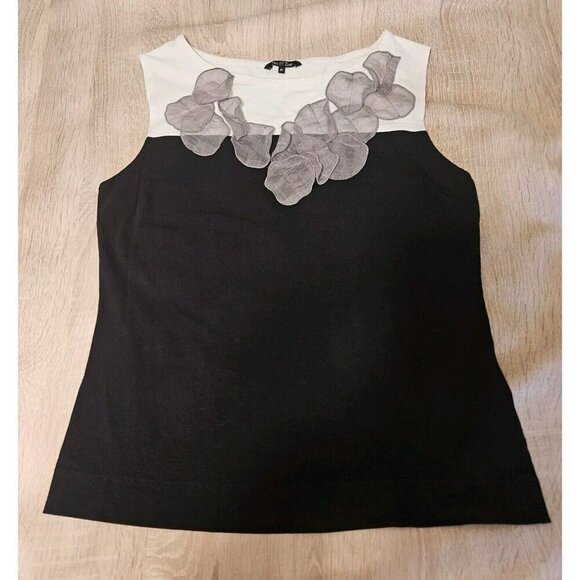 Nie + Zoe Black & White Floral Sleeveless Blouse Shirt Size M - Picture 1 of 5